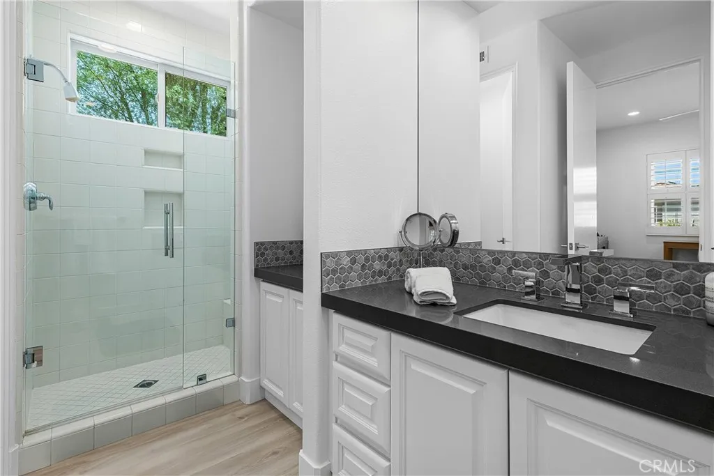 741 Mission Creek Drive, Palm Desert, California 92211 home-pic-35