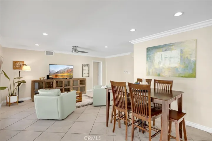 2109 2109 Smokewood, Fullerton, California 92831