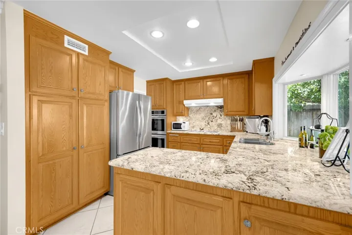 2109 2109 Smokewood, Fullerton, California 92831