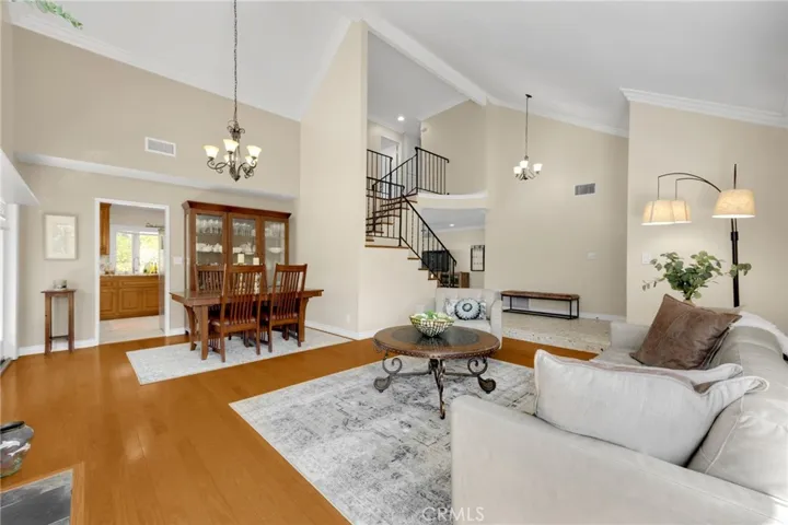 2109 2109 Smokewood, Fullerton, California 92831