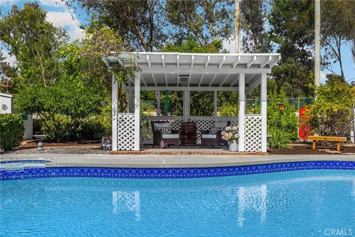 2109 2109 Smokewood, Fullerton, California 92831