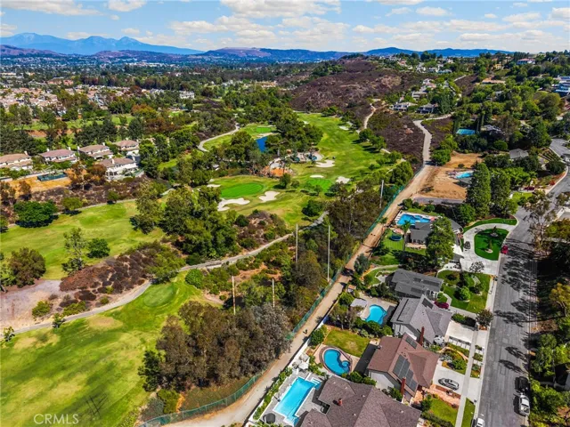 2109 2109 Smokewood, Fullerton, California 92831