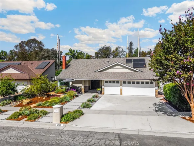 2109 2109 Smokewood, Fullerton, California 92831