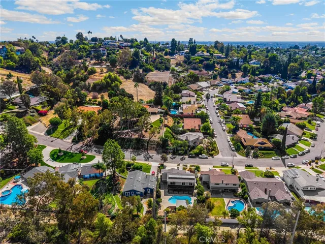 2109 2109 Smokewood, Fullerton, California 92831