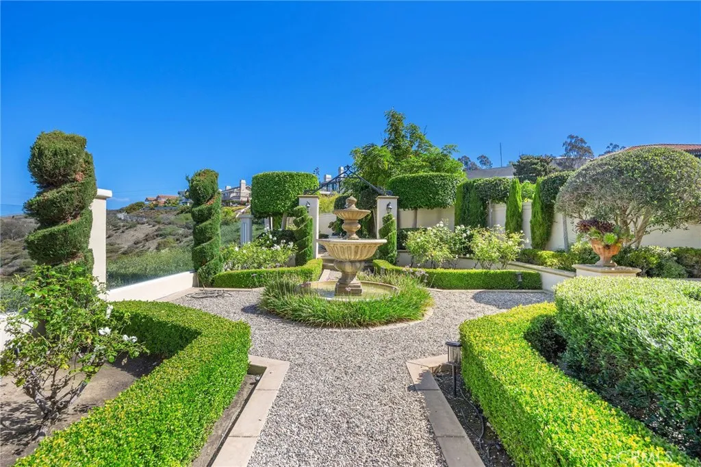 715 Calle Monserrat, San Clemente, California 92672 home-pic-17