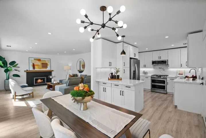 903 Laurel Avenue, Menlo Park, California 94025
