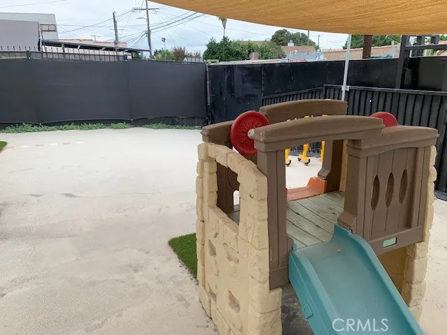 7422 S Western, Los Angeles, California 90047