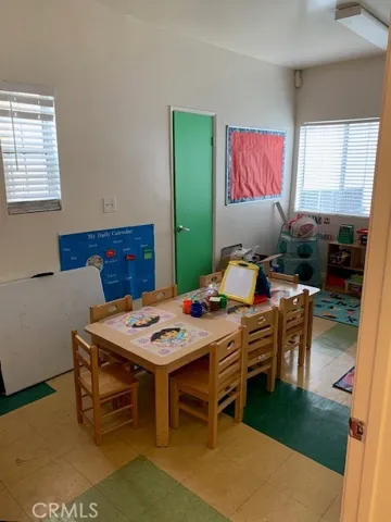 7422 S Western, Los Angeles, California 90047