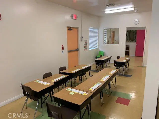 7422 S Western, Los Angeles, California 90047