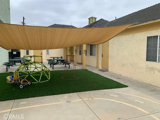 7422 S Western, Los Angeles, California 90047