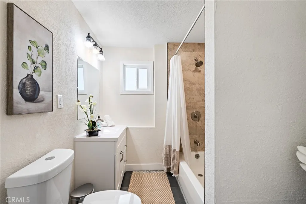 56622 Handley Road, Yucca Valley, California 92284 home-pic-13