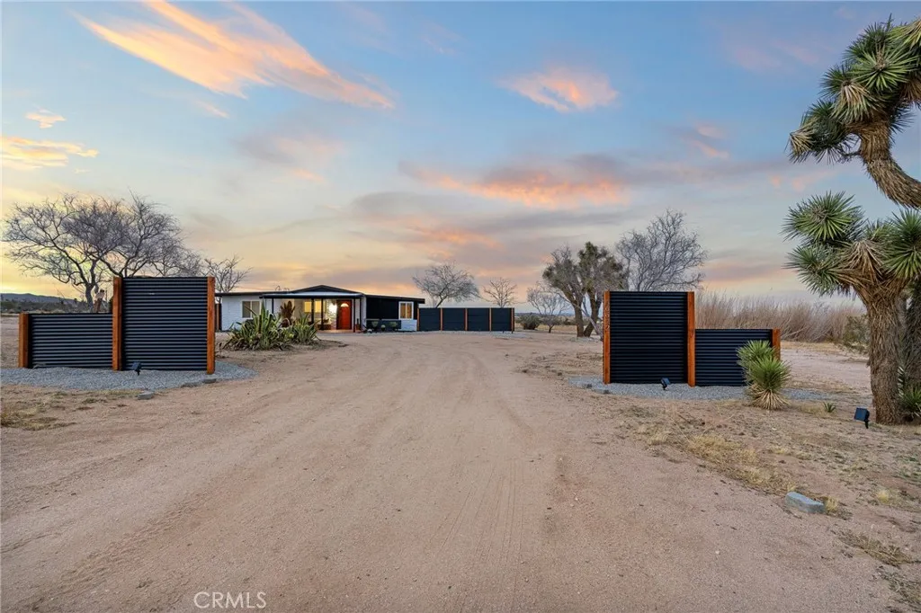 56622 Handley Road, Yucca Valley, California 92284 home-pic-22