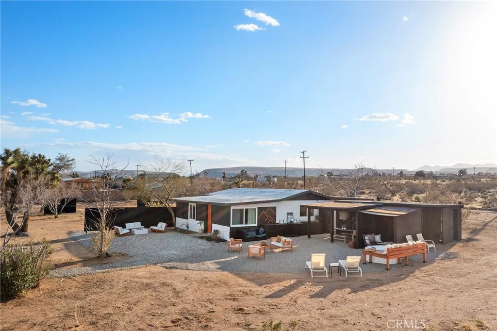 56622 Handley Road, Yucca Valley, California 92284 home-pic-15