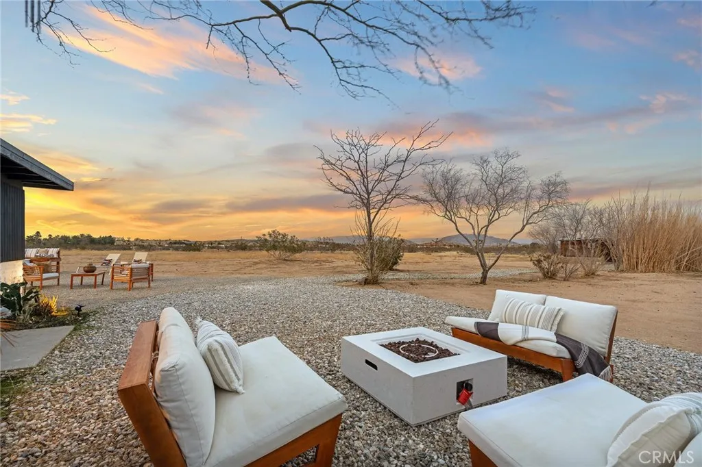 56622 Handley Road, Yucca Valley, California 92284 home-pic-1