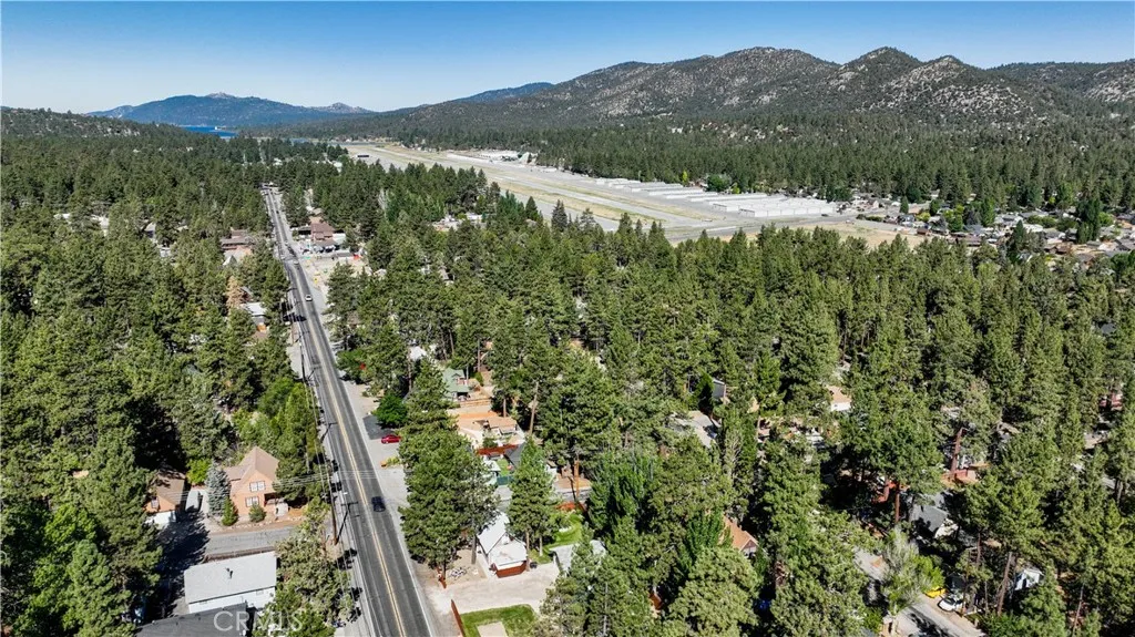 315 E Big Bear, Big Bear City, California 92314 home-pic-31