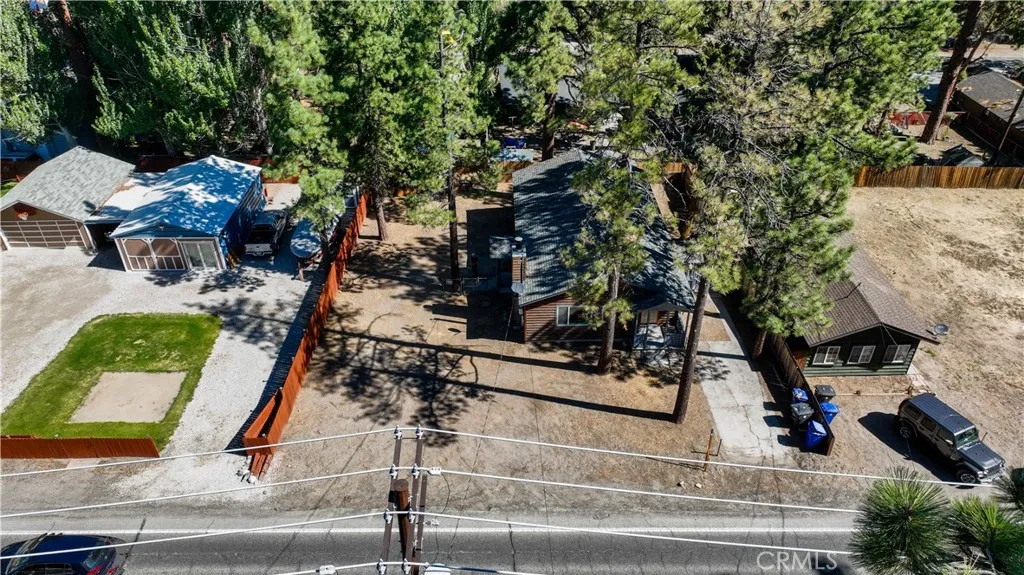 315 E Big Bear, Big Bear City, California 92314 home-pic-34