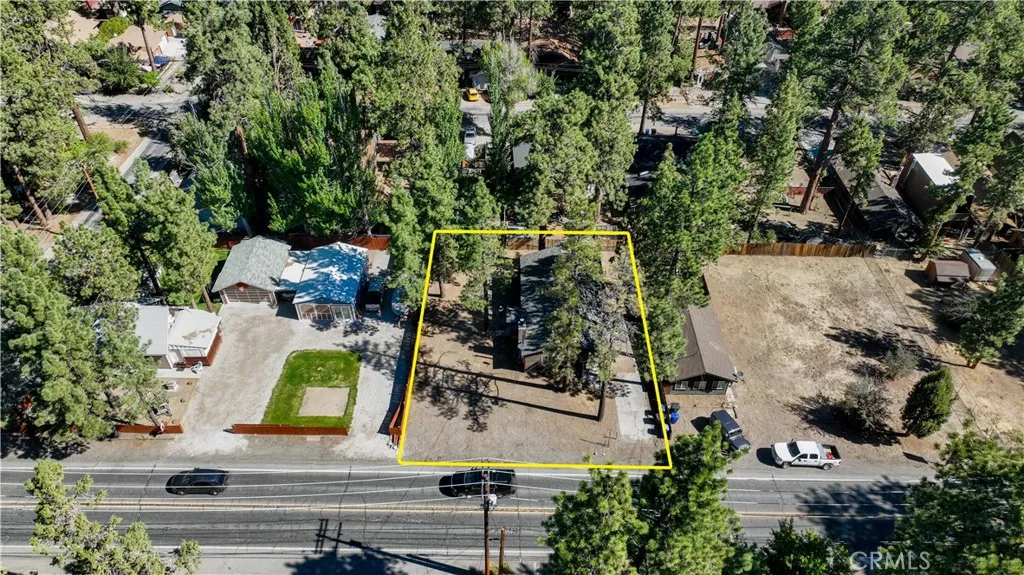 315 E Big Bear, Big Bear City, California 92314 home-pic-29