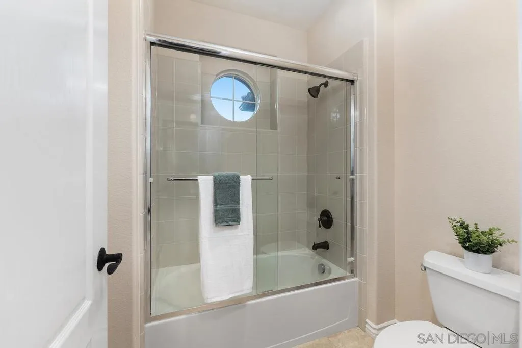 15501 Bristol Ridge Ter, San Diego, California 92127 home-pic-23