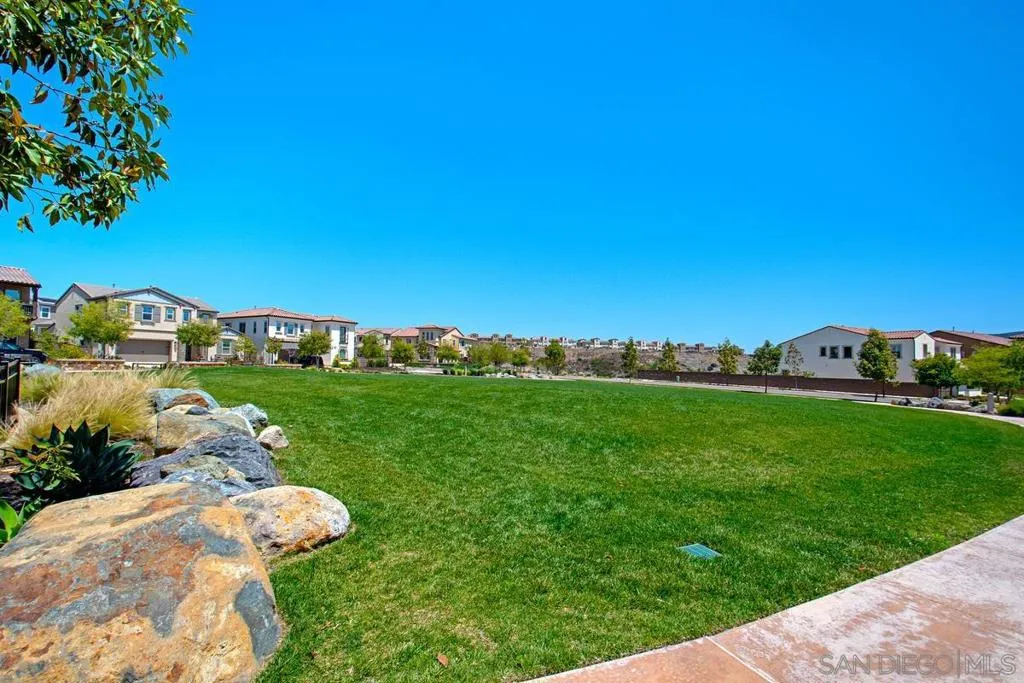 15501 Bristol Ridge Ter, San Diego, California 92127 home-pic-57