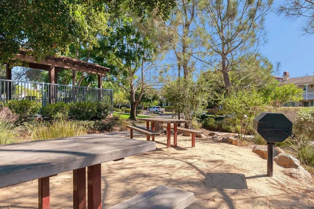 15501 Bristol Ridge Ter, San Diego, California 92127 home-pic-48