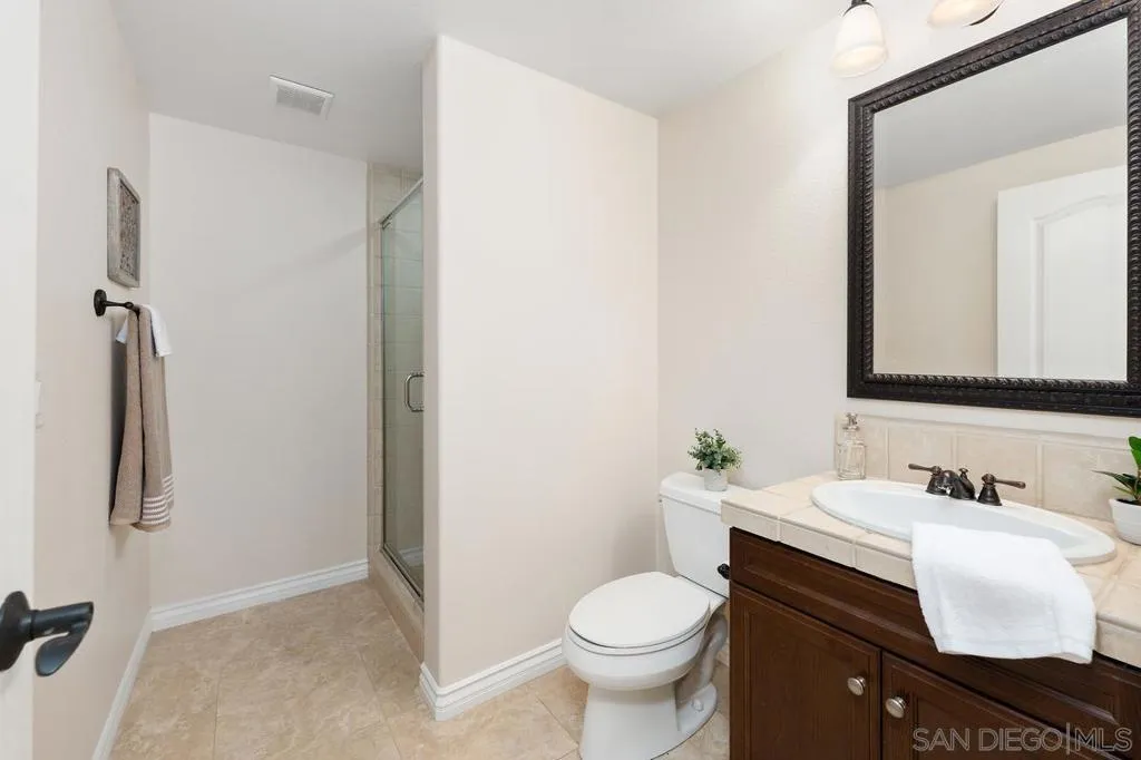 15501 Bristol Ridge Ter, San Diego, California 92127 home-pic-16