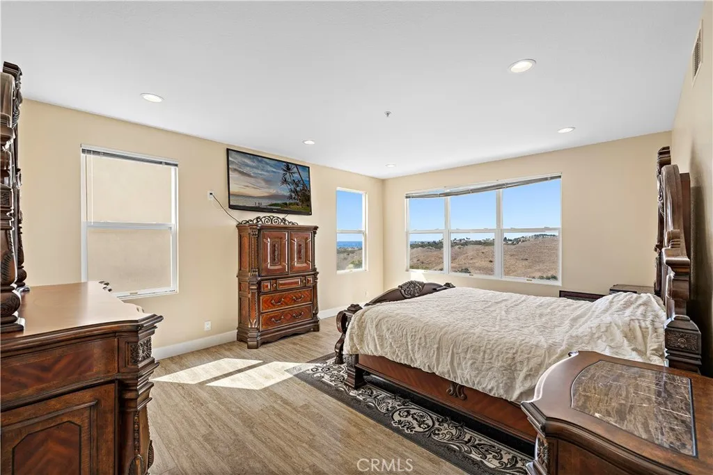 2438 Calle Aquamarina, San Clemente, California 92673 home-pic-27