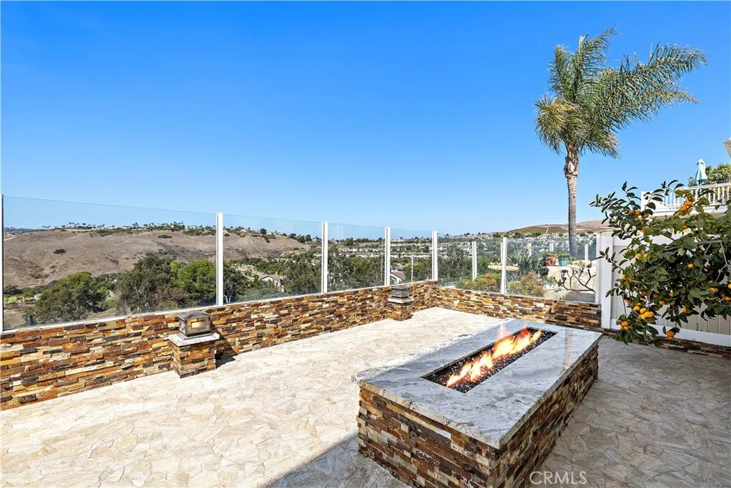 2438 Calle Aquamarina, San Clemente, California 92673 home-pic-15