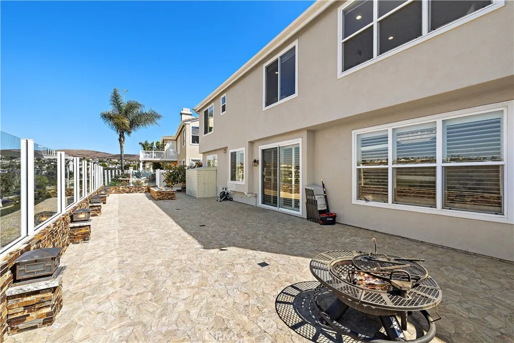 2438 Calle Aquamarina, San Clemente, California 92673 home-pic-17