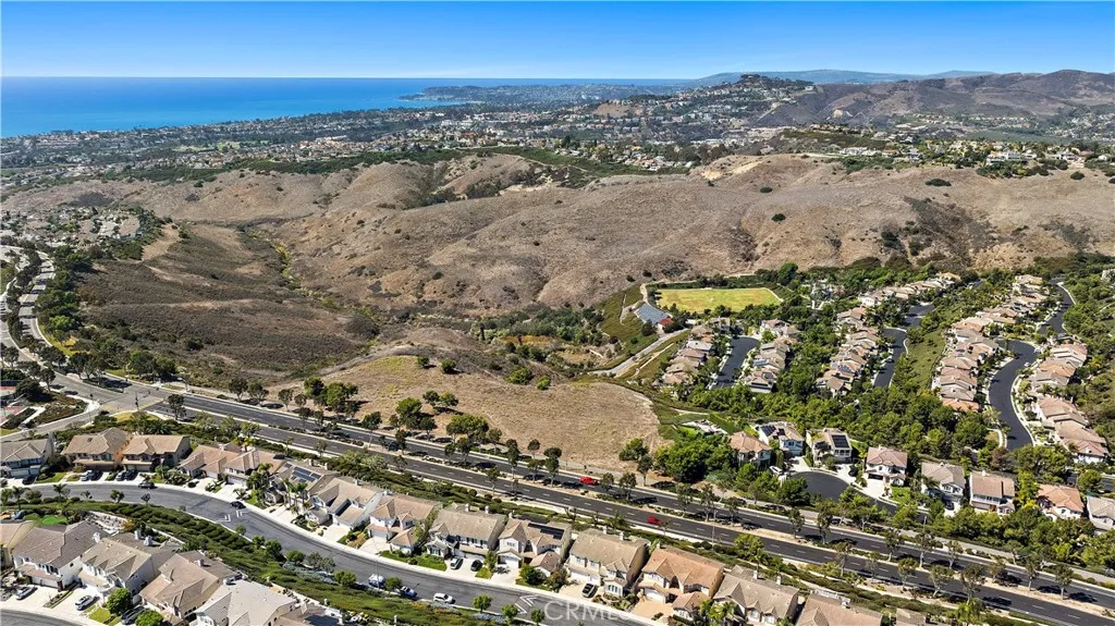 2438 Calle Aquamarina, San Clemente, California 92673 home-pic-49
