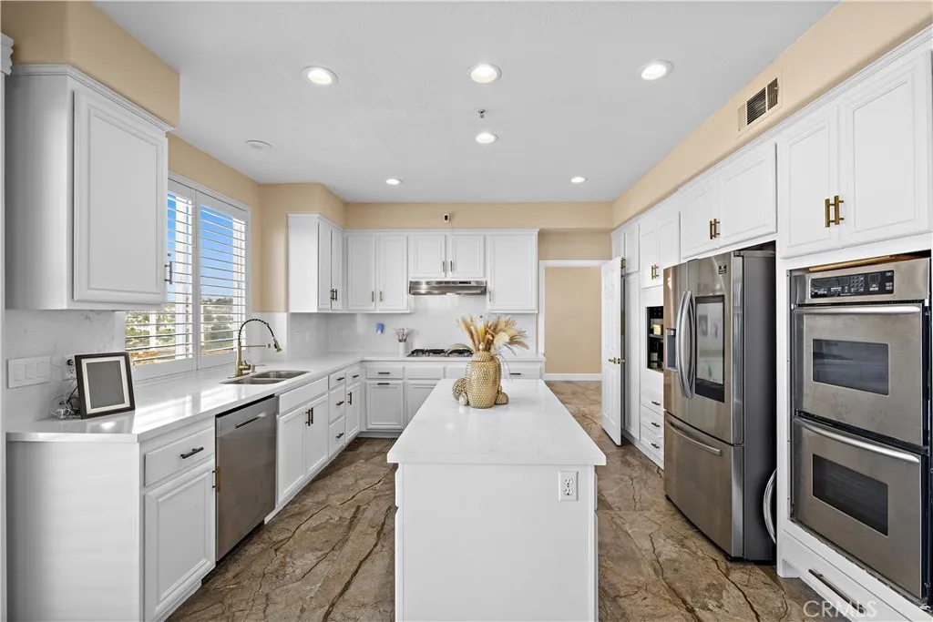 2438 Calle Aquamarina, San Clemente, California 92673 home-pic-7
