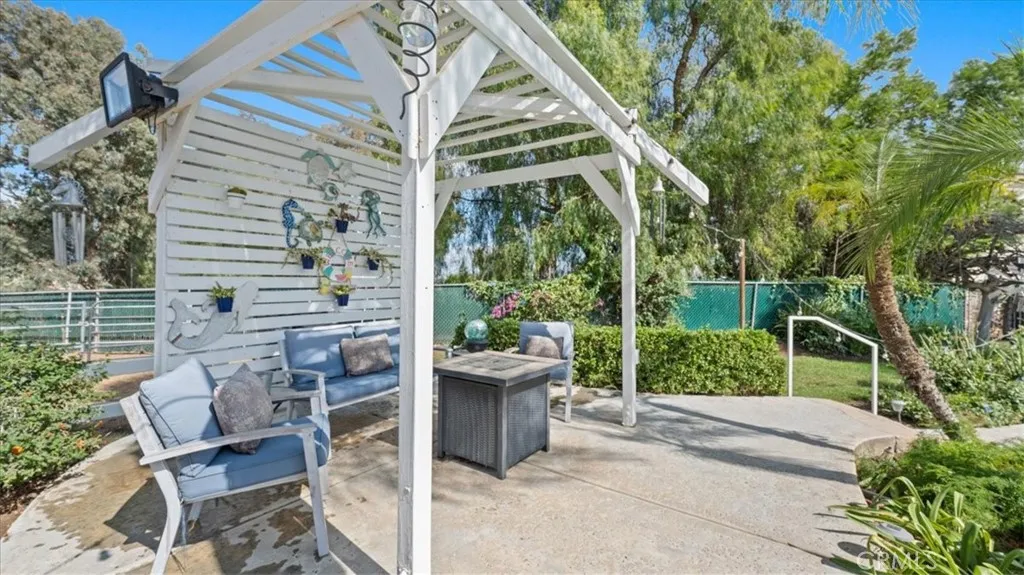 18680 Dallas Avenue, Riverside, California 92508 home-pic-19