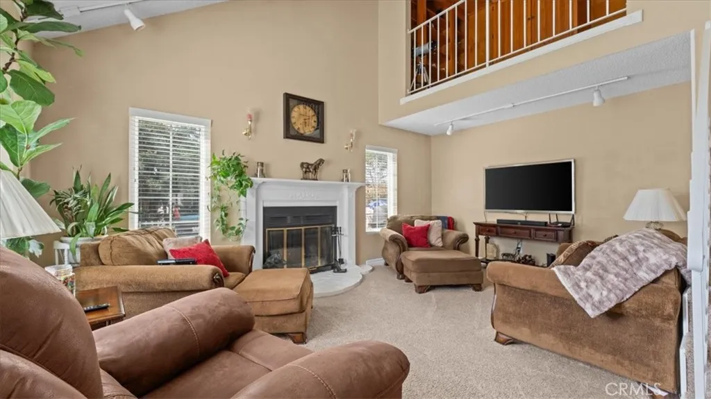 18680 Dallas Avenue, Riverside, California 92508 home-pic-2