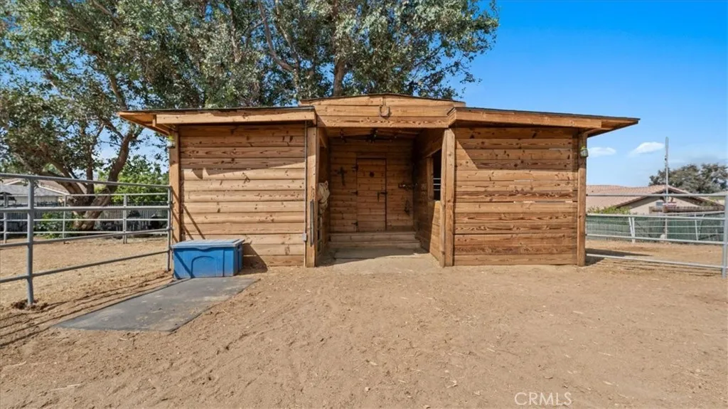 18680 Dallas Avenue, Riverside, California 92508 home-pic-22