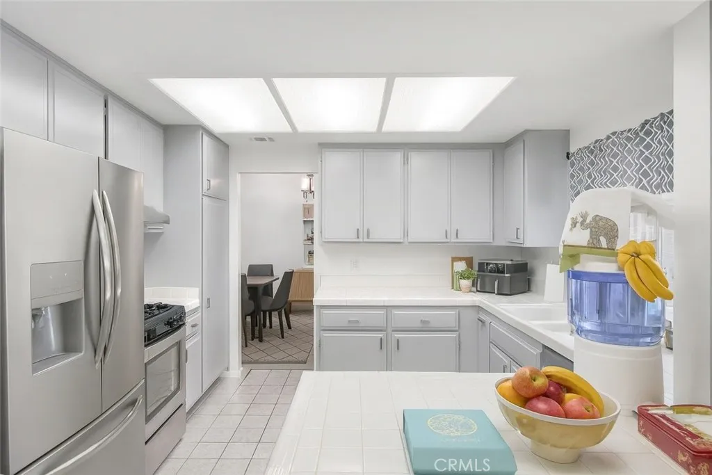 1720 Sugar Pine Dr., Corona, California 92882 home-pic-7
