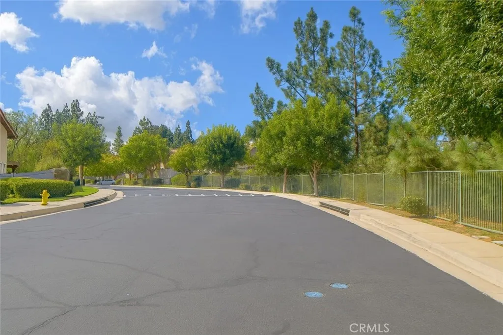 1720 Sugar Pine Dr., Corona, California 92882 home-pic-11
