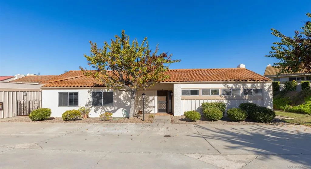 17476 Plaza Cerado 91, San Diego, California 92128 home-pic-0