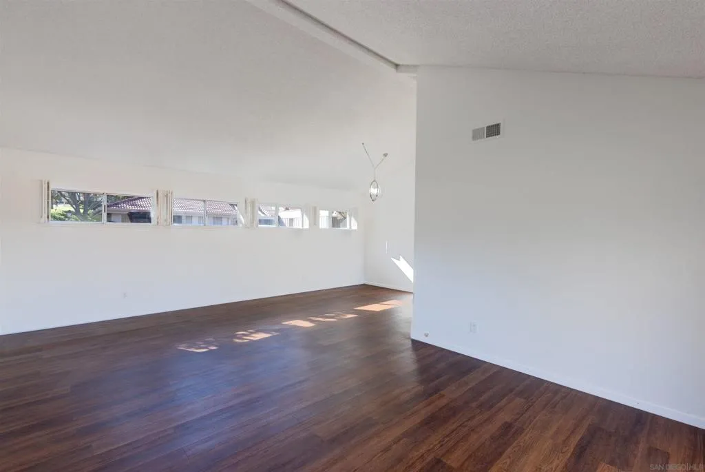 17476 Plaza Cerado 91, San Diego, California 92128 home-pic-7