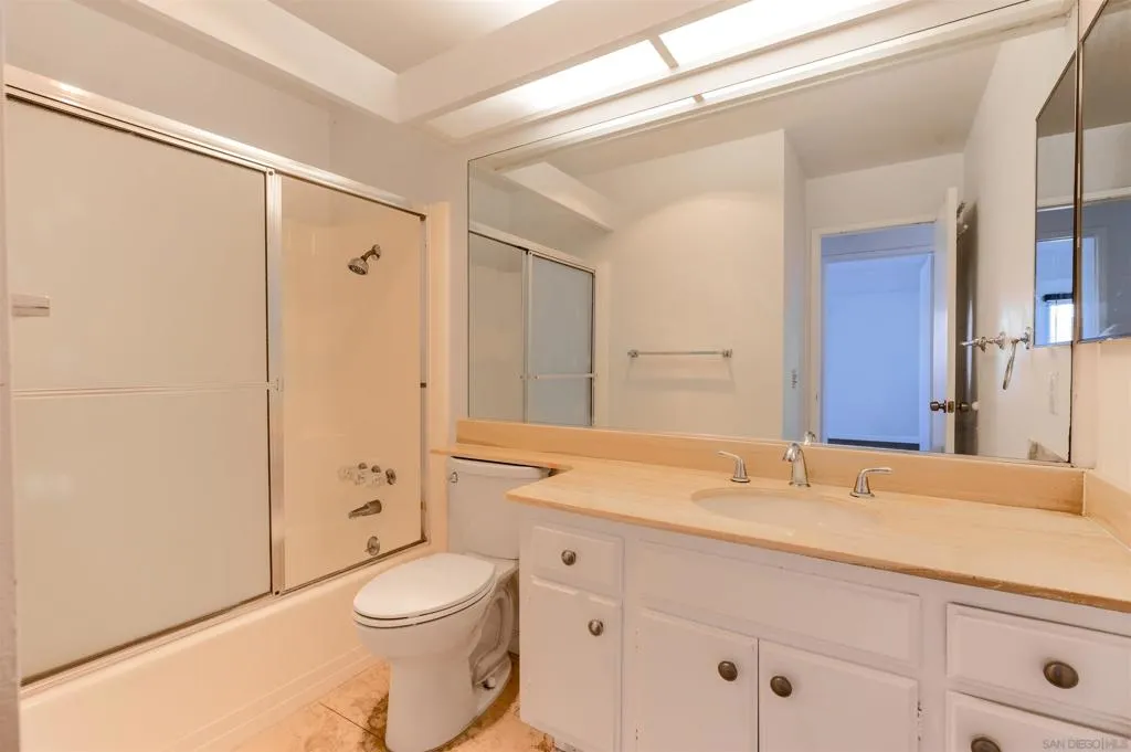 17476 Plaza Cerado 91, San Diego, California 92128 home-pic-15