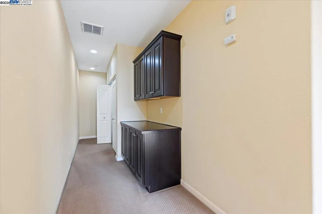 252 Sullivan Way, Hayward, California 94541 home-pic-15