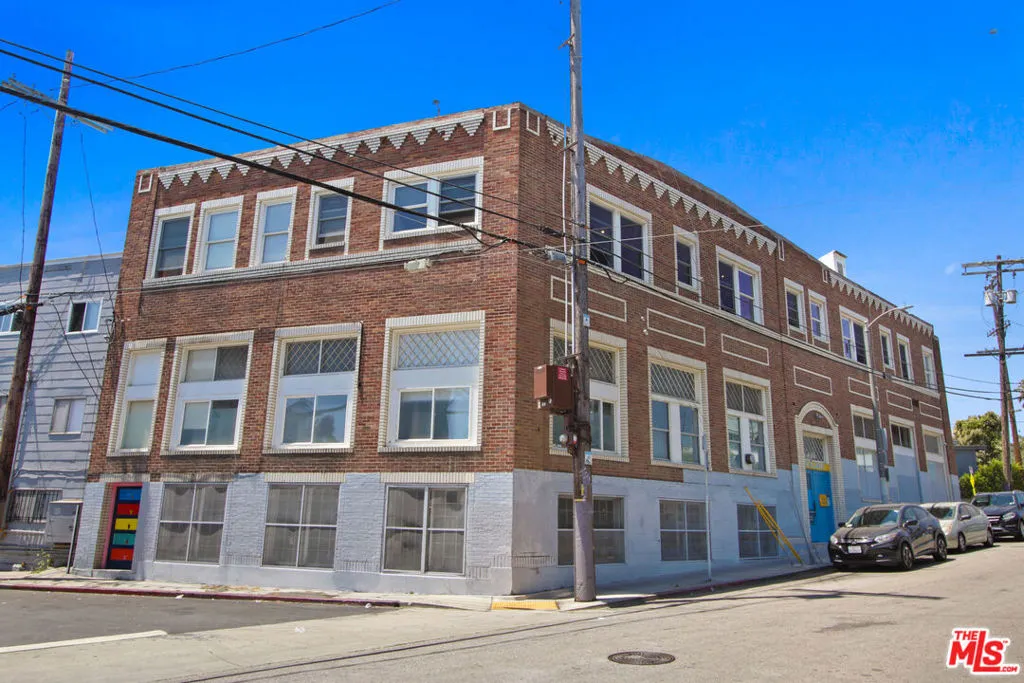 1802 Pacific Avenue, Venice, California 90291 home-pic-15