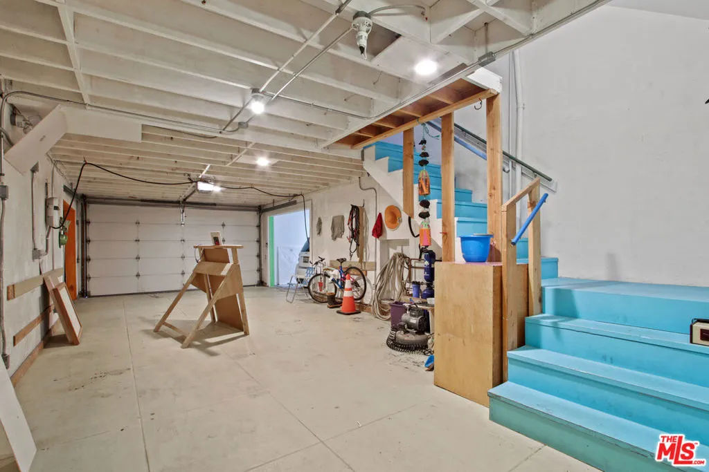 1802 Pacific Avenue, Venice, California 90291 home-pic-4