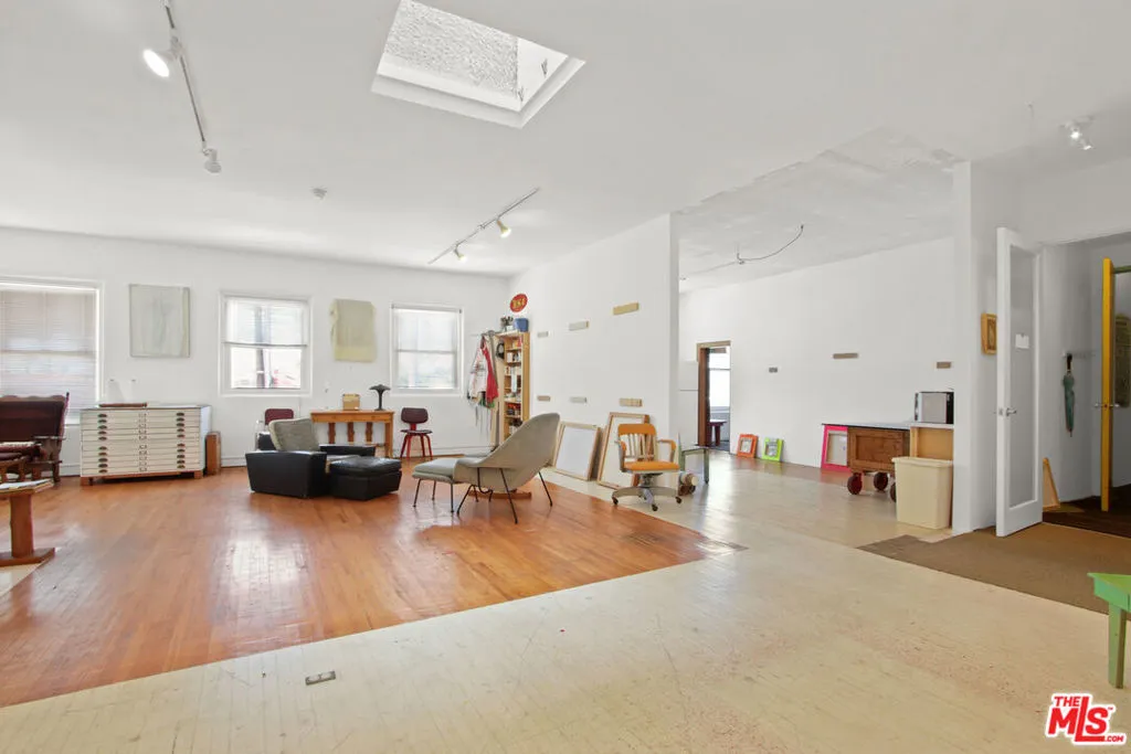 1802 Pacific Avenue, Venice, California 90291 home-pic-8