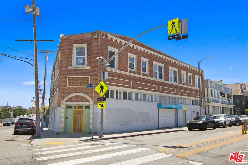 1802 Pacific Avenue, Venice, California 90291 home-pic-14