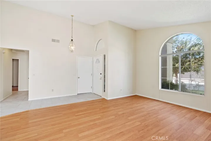 5772 Riviera, Banning, California 92220