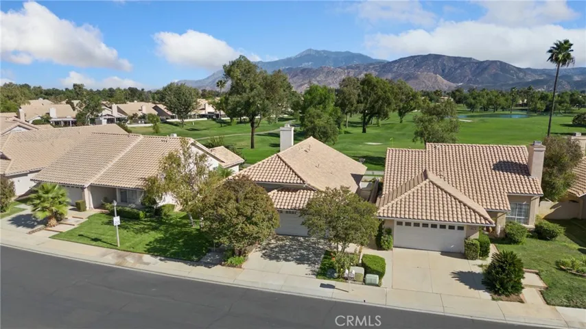 5772 Riviera, Banning, California 92220