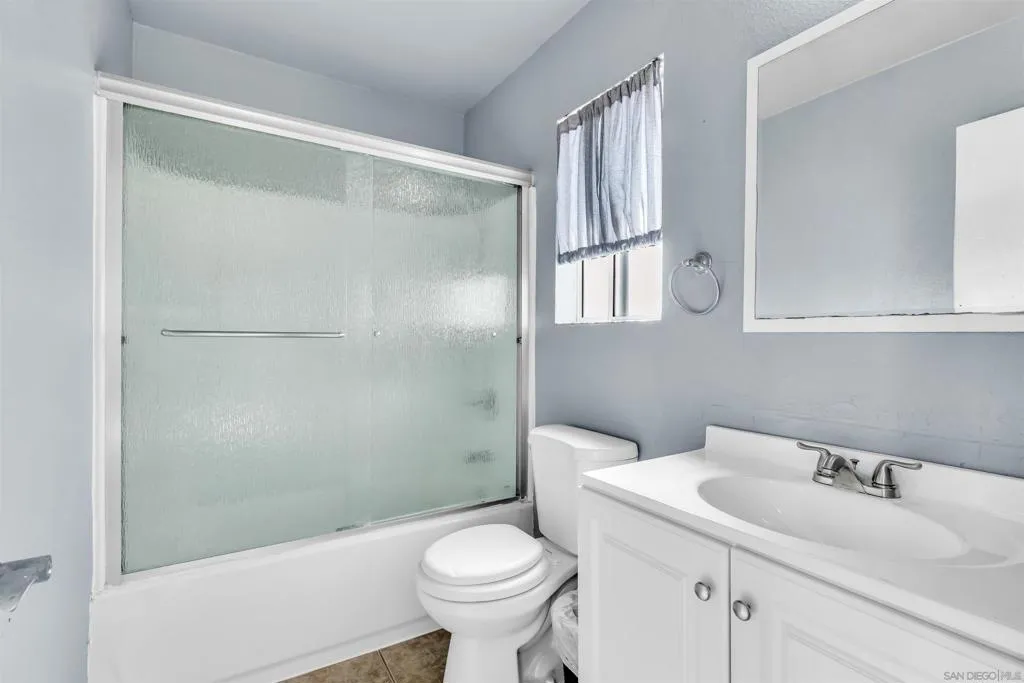 , San Diego, California 92113 home-pic-20