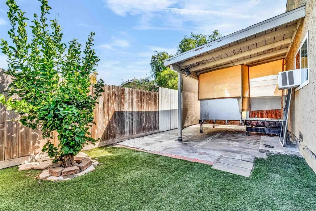 , San Diego, California 92113 home-pic-23