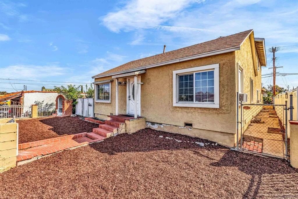 , San Diego, California 92113 home-pic-4