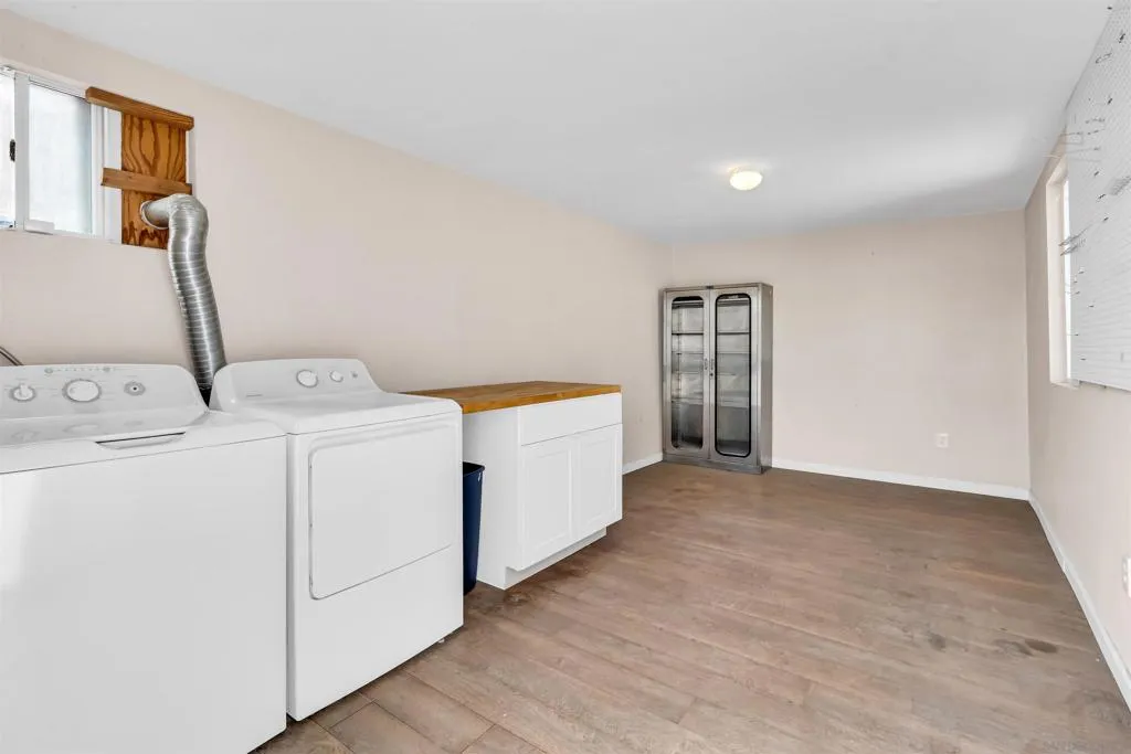 , San Diego, California 92113 home-pic-24