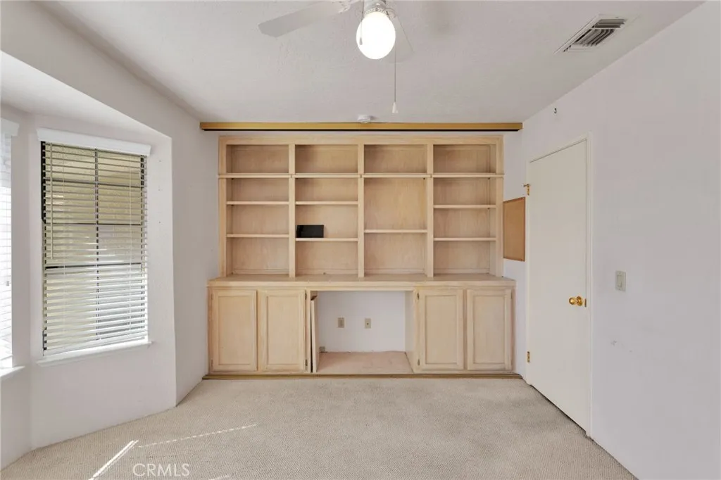 15200 15200 Wildflower, Helendale, California 92342 home-pic-16